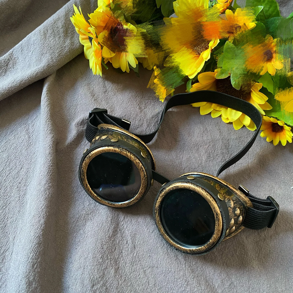 Brassbound Sunshade Steampunk Goggles – A Vision of Vintage Elegance