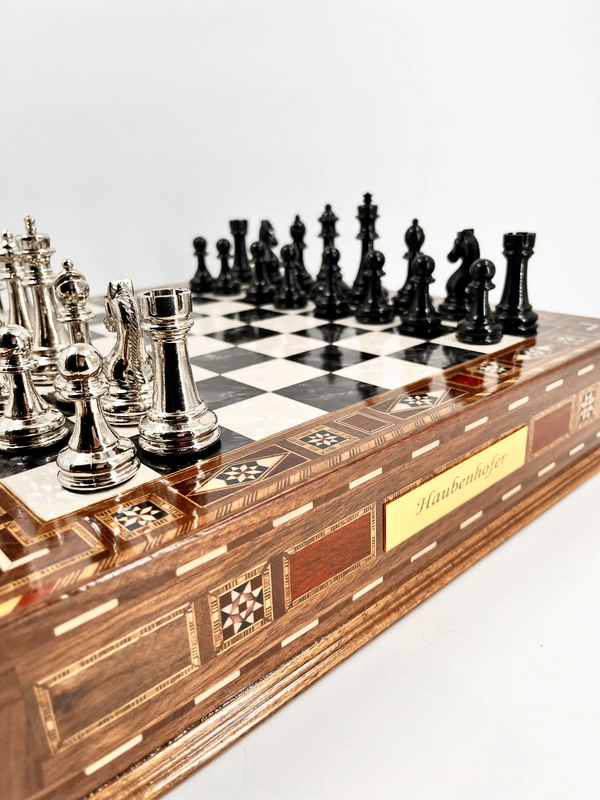 High Quality Personalized Handmade Black And White Chess Board With Chess Pieces Storage Drawer Chess