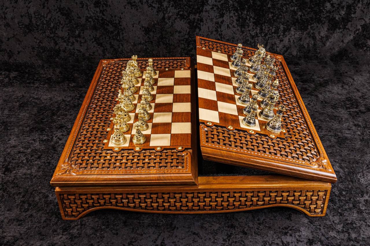 Imperial Legacy – Handcrafted Luxury Chess Set with Intricate Storage