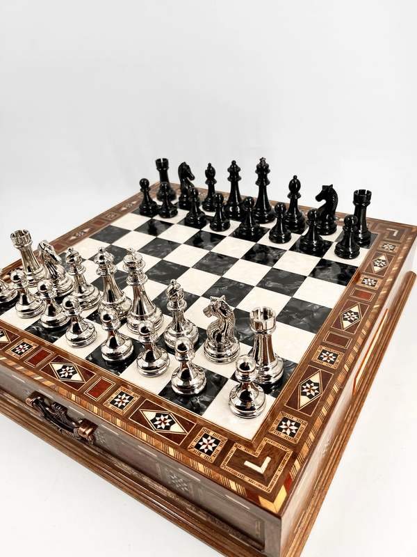 High Quality Personalized Handmade Black And White Chess Board With Chess Pieces Storage Drawer Chess